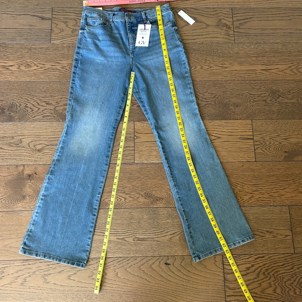 NWT! Women's Gloria Vanderbilt Classic Rise Amanda Bootcut Jeans Size 10 - Picture 10 of 13